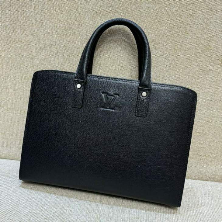 Picture of Louis Vuitton Mens Bags _SKUfw241655299fw